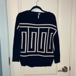 Patterned black sweater